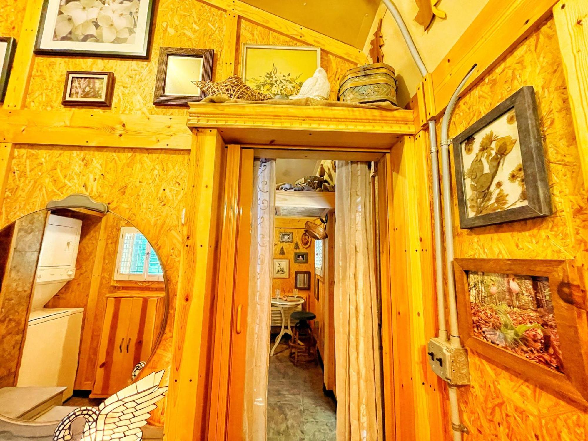 Willa Tiny House, Wifi,Hot Tub,Secluded Cosby Zewnętrze zdjęcie