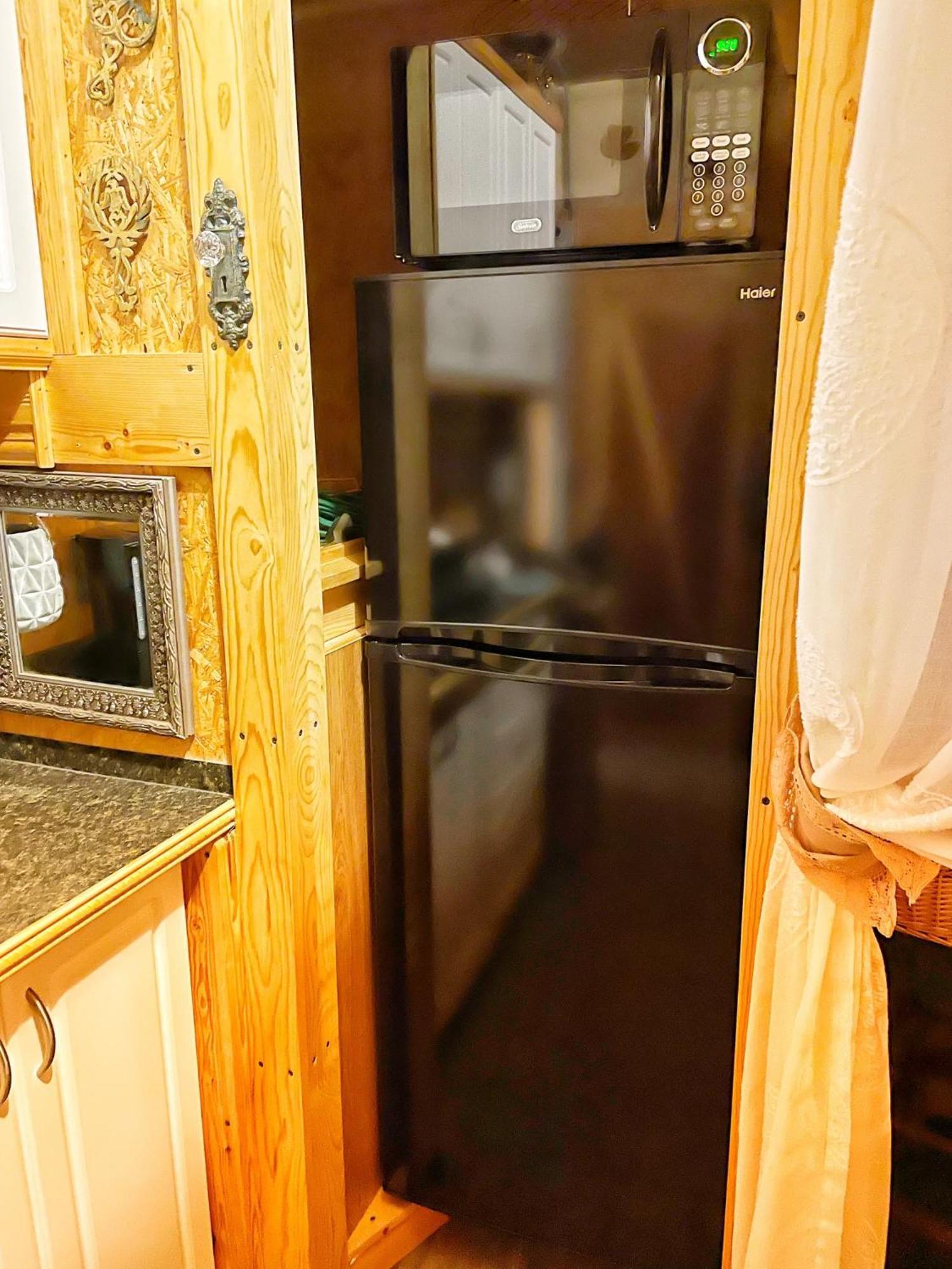Willa Tiny House, Wifi,Hot Tub,Secluded Cosby Zewnętrze zdjęcie